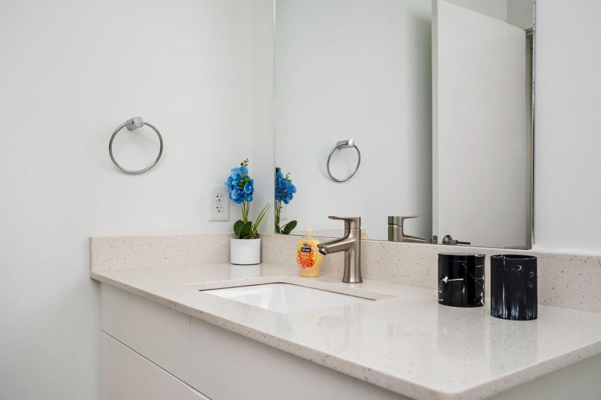 Brand New Condo With Balcony Washer Dryer 542Blvd Atlanta Kültér fotó